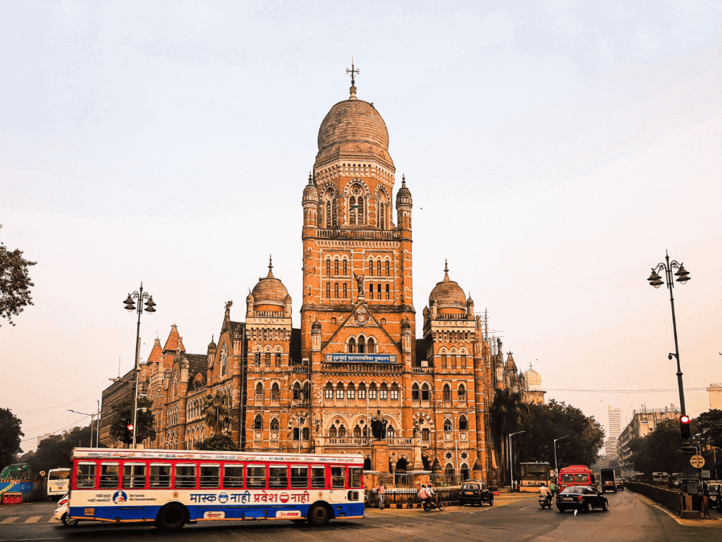 Mumbai Darshan bus from Mankhurd